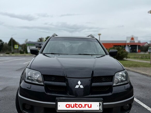 2004 Mitsubishi Outlander I, чёрный, 620000 рублей - вид 1