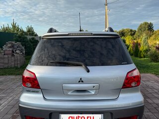 2006 Mitsubishi Outlander I, серебристый, 830000 рублей, вид 4