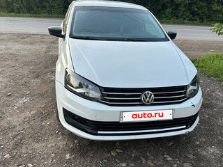 2017 Volkswagen Polo V Рестайлинг, белый, 520000 рублей, вид 2