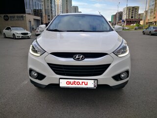 2014 Hyundai ix35 I Рестайлинг, белый, 1499000 рублей, вид 3