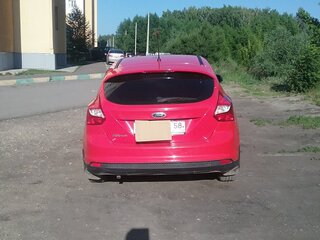 2013 Ford Focus III, красный, 745000 рублей, вид 4
