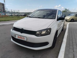 2014 Volkswagen Polo V, белый, 800000 рублей, вид 1