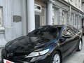 2020 Toyota Camry VIII (XV70), чёрный, 2800000 рублей - вид 2