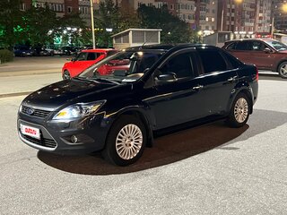 2010 Ford Focus II Рестайлинг, чёрный, 780000 рублей, вид 4