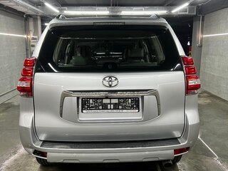 2010 Toyota Land Cruiser Prado 150 Series, серебристый, 3100000 рублей, вид 3