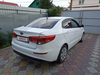 2016 Kia Rio III Рестайлинг, белый, 799000 рублей, вид 5