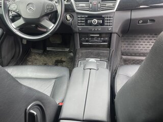 2012 Mercedes-Benz E-Класс 200 7G-Tronic IV (W212, S212, C207), чёрный, 1500000 рублей, вид 3