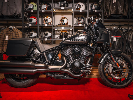 2026 Indian Chief, чёрный, 3150000 рублей, вид 2