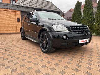 2008 Mercedes-Benz M-Класс AMG 63 AMG II (W164), чёрный, 2000000 рублей, вид 3