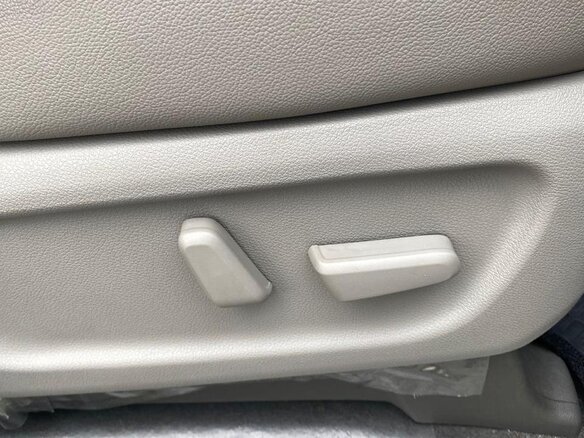 2019 Kia Carnival III, белый, 2600000 рублей - вид 9