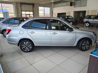 2024 Lada (ВАЗ) Granta I Рестайлинг, серебристый, 1035000 рублей, вид 2