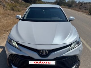 2019 Toyota Camry VIII (XV70), белый, 2100000 рублей, вид 2