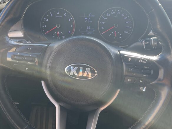 2019 Kia Rio IV, чёрный, 965000 рублей - вид 16