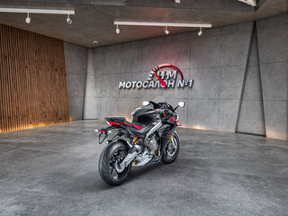 2026 Aprilia RS 660, чёрный, 1850000 рублей, вид 4