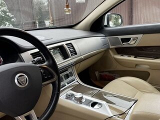 2013 Jaguar XF I Рестайлинг, белый, 1650000 рублей, вид 5