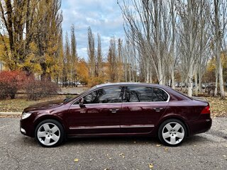 2009 Skoda Superb II, красный, 1350000 рублей, вид 2