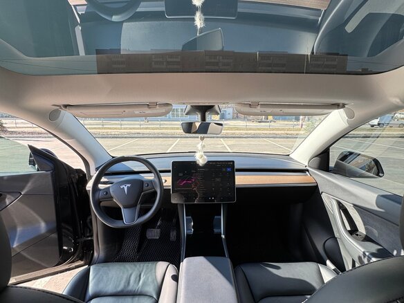 2020 Tesla Model Y Long Range I, чёрный - вид 18
