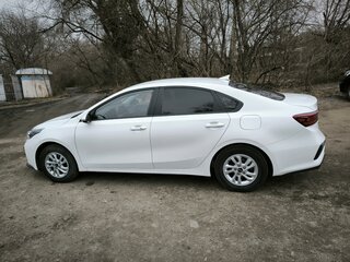 2020 Kia K3 II, белый, 2000000 рублей, вид 4