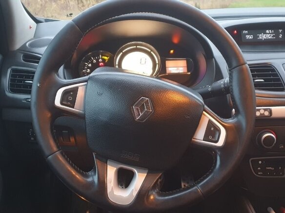 2012 Renault Megane III, серый, 535000 рублей - вид 9