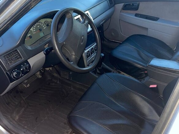 2007 Lada (ВАЗ) Priora I, серебристый, 178000 рублей - вид 2