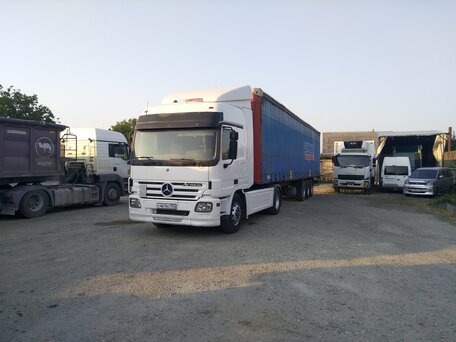 2005 Mercedes-Benz Actros, белый, 2350000 рублей, вид 5