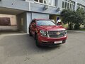 2016 Chevrolet Tahoe IV, красный, 3500000 рублей - вид 2