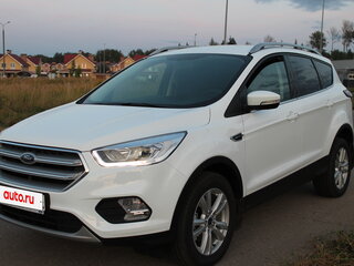 2018 Ford Kuga II Рестайлинг, белый, 3190000 рублей, вид 3
