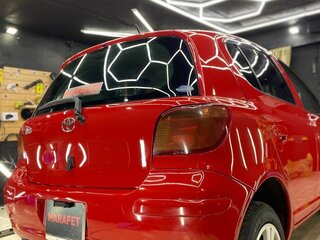 2003 Toyota Vitz I (P10), красный, 520000 рублей, вид 3