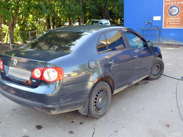 2008 Volkswagen Jetta V, синий, 400000 рублей - вид 4