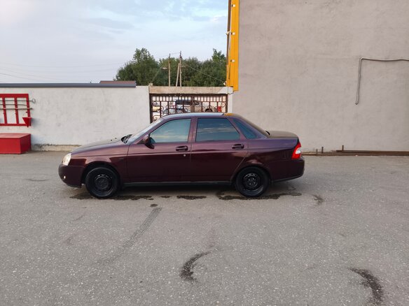 2014 Lada (ВАЗ) Priora I Рестайлинг, пурпурный, 465000 рублей - вид 2