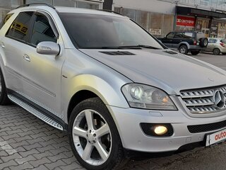 2008 Mercedes-Benz M-Класс 350 II (W164) Рестайлинг, серебристый, 1150000 рублей, вид 5