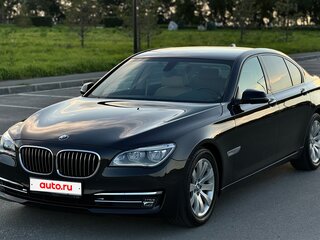2013 BMW 7 серии 730d xDrive V (F01/F02/F04) Рестайлинг, серый, 2950000 рублей, вид 1