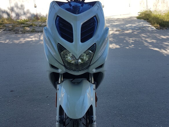 2014 Yamaha Aerox 50, белый, 355000 рублей - вид 7