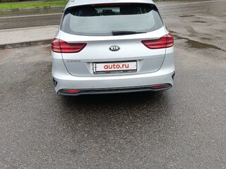 2019 Kia Ceed III, серебристый, 1700000 рублей, вид 2
