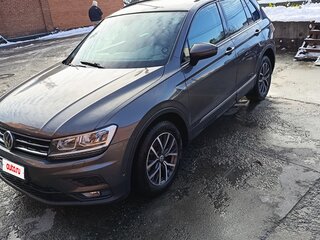 2018 Volkswagen Tiguan II, серый, 1900000 рублей, вид 1