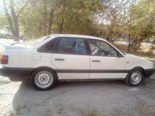 1990 Volkswagen Passat B3, белый, 165000 рублей, вид 3
