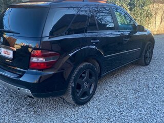 2007 Mercedes-Benz M-Класс 500 II (W164), чёрный, 1300000 рублей, вид 4