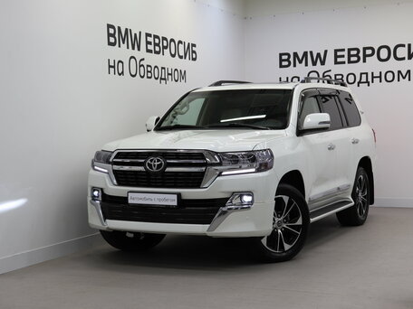 Toyota Land Cruiser 200 Series Рестайлинг 2
