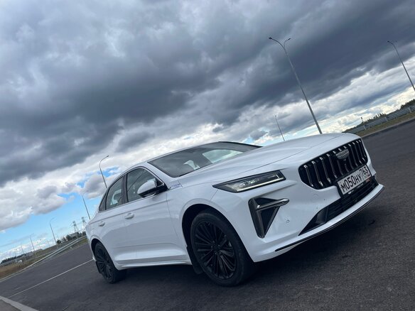 2024 Geely Preface I, белый, 2500000 рублей - вид 3
