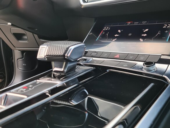 2021 Audi A6 40 TFSI V (C8), чёрный, 3200000 рублей - вид 26