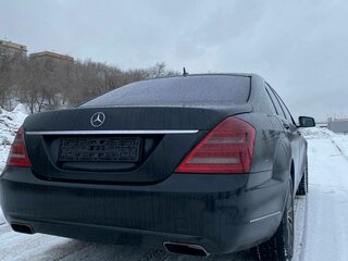 2009 Mercedes-Benz S-Класс 350 V (W221) Рестайлинг, чёрный, 2000000 рублей, вид 2