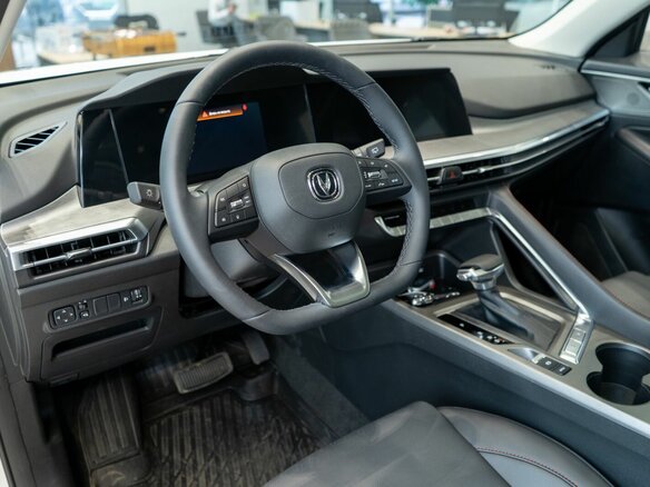 2025 Changan CS35 Plus I Рестайлинг, белый - вид 16