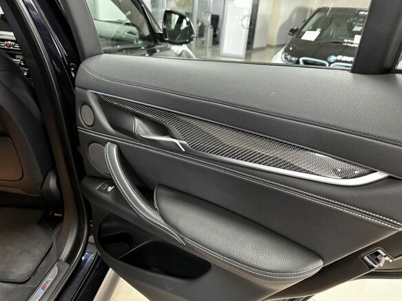 2018 BMW X6 30d II (F16), чёрный, 4800000 рублей - вид 11