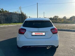 2017 Mercedes-Benz A-Класс 180 III (W176) Рестайлинг, белый, 2300000 рублей, вид 4