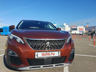 2018 Peugeot 3008 II, коричневый, 1850000 рублей, вид 2