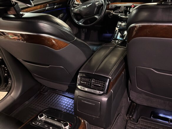 2018 Genesis G90 I, чёрный, 2230000 рублей - вид 6