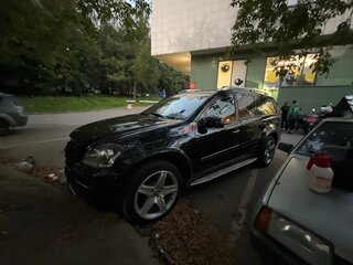2011 Mercedes-Benz GL-Класс 500 I (X164) Рестайлинг, чёрный, 1700000 рублей, вид 2