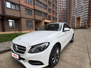 2015 Mercedes-Benz C-Класс 180 IV (W205), белый, 2000000 рублей, вид 1