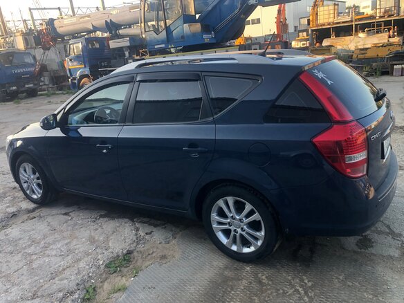 2011 Kia Ceed I Рестайлинг, синий, 800000 рублей - вид 5