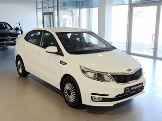 2015 Kia Rio III Рестайлинг, белый, 676000 рублей, вид 3